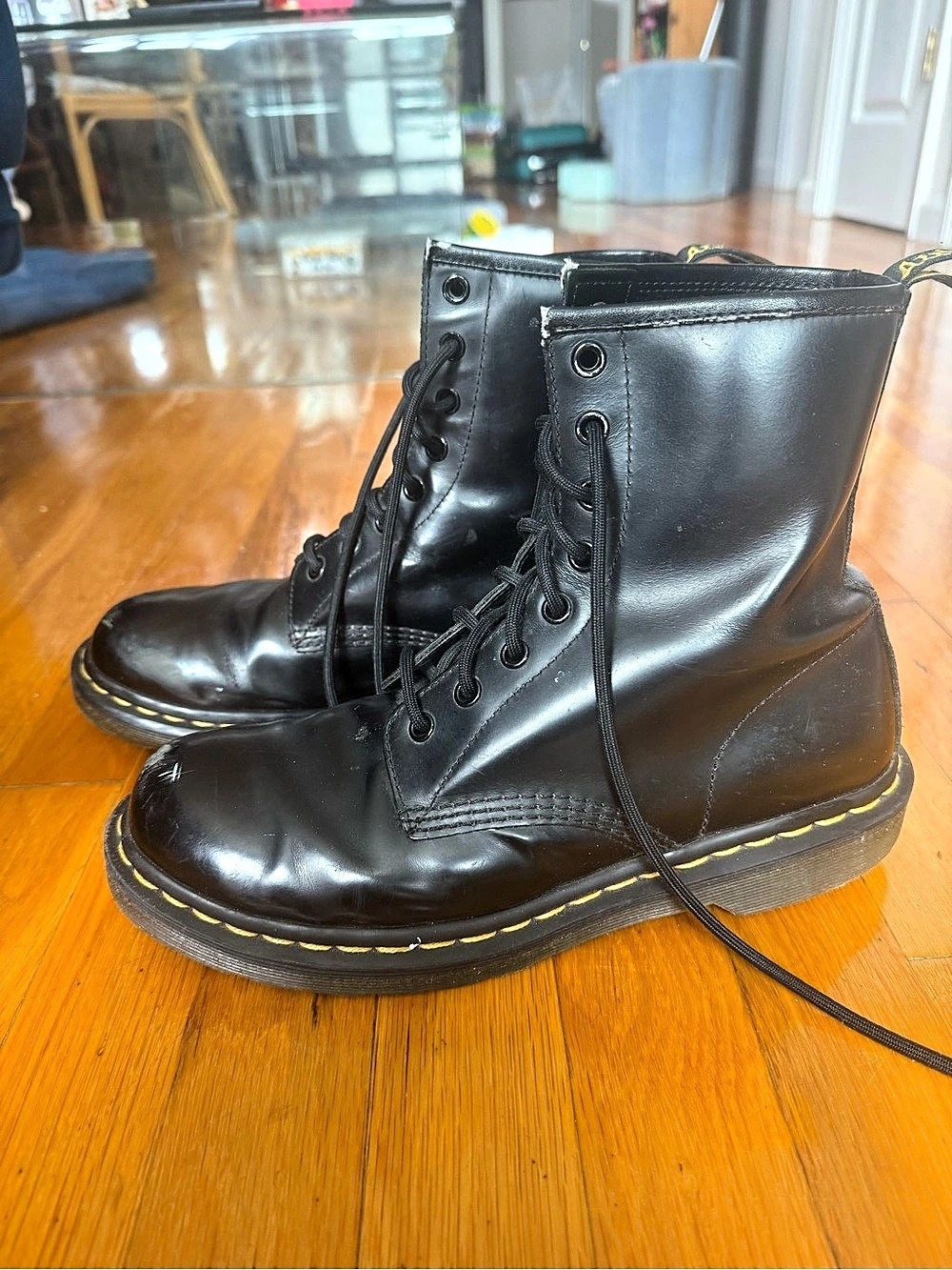 Dr. Martens 1460 Smooth Leather Lace Up Boots Smooth Leather Combat Boots Black